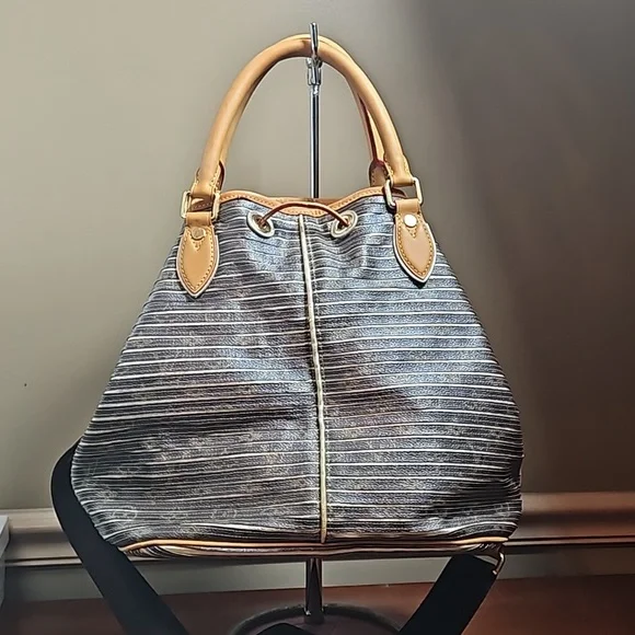 Auth Louis Vuitton Printemps Eden Noe 2010 Limited Edition Crossbody Buc… - Picture 3 of 14